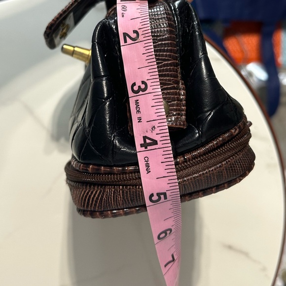 Vintage Alligator Embossed Mini Doctor Bag - Picture 10 of 11